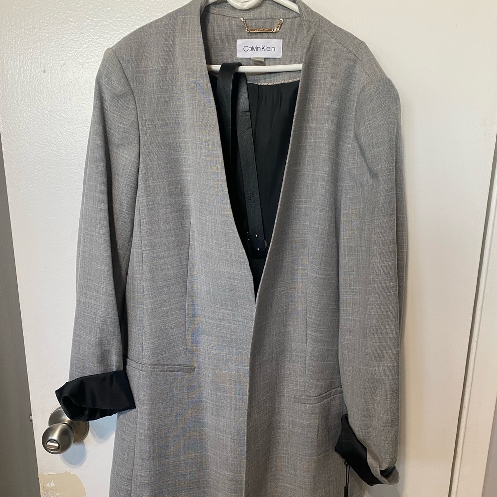 long Calvin Klein blazer - Brand New size 14P with Tag